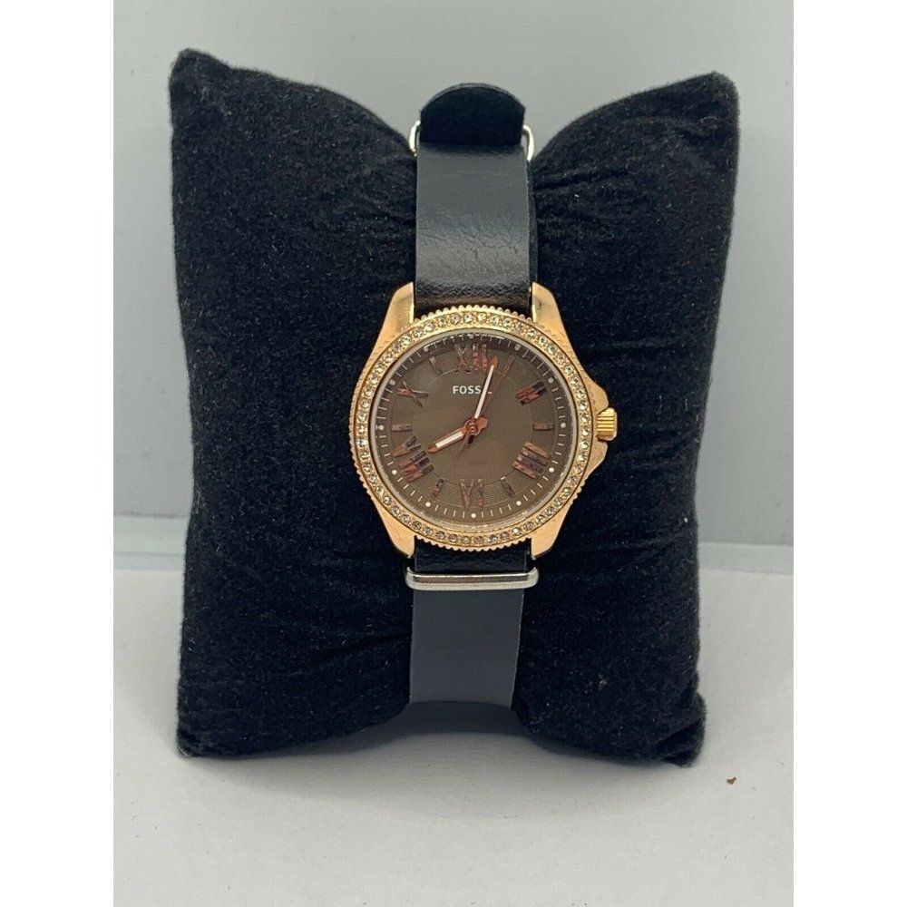 Fossil AM4615 Women's Black Leather Analog Brown D